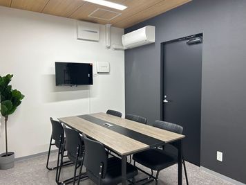いいオフィス玉造 by BEL～Brick Enter Lab～ 6名用会議室の室内の写真