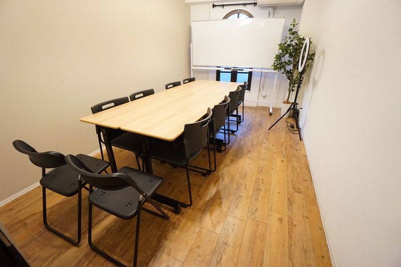 鶴見駅前会議室 - 【鶴見駅前会議室】