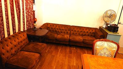 よろずや中野の室内の写真