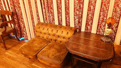 よろずや中野の室内の写真