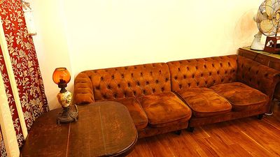 よろずや中野の室内の写真