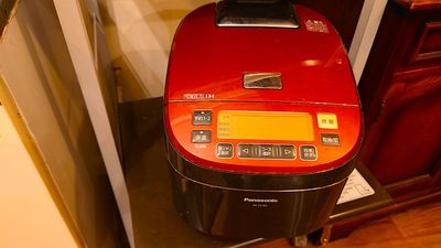 よろずや中野の室内の写真