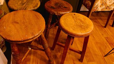 よろずや中野の室内の写真