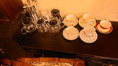 よろずや中野の室内の写真