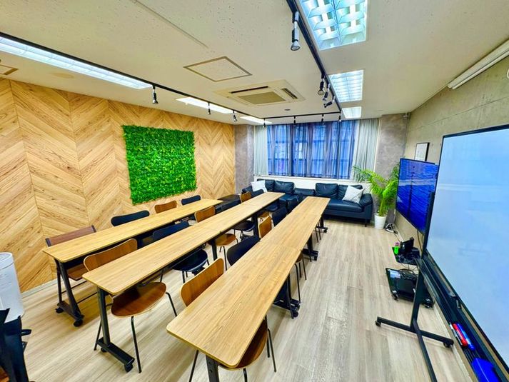 懇親会もできる貸会議室　LUXE新宿(2026年1月以降予約用) - エムズ新宿御苑