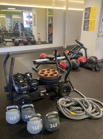 ゴールドジム千葉ニュータウン　HYROXトレーニング - ゴールドジム千葉ニュータウン