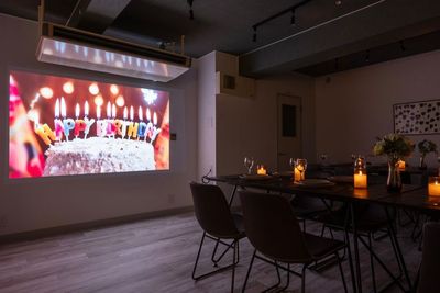 813_MillionLOUNGE西新宿 レンタルスペースの室内の写真