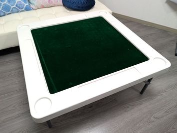 テーブルの大きさ 87✕87cm
緑のマット部分 67✕67cm - ルールーム 07 市川 パーティルームの設備の写真
