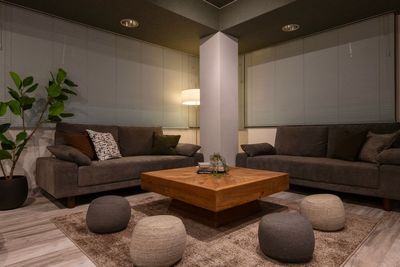 813_MillionLOUNGE西新宿 レンタルスペースの室内の写真