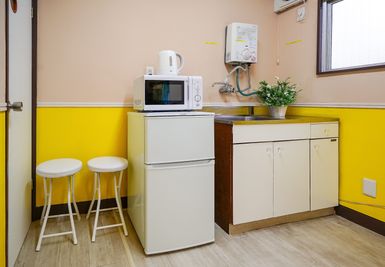 【閉鎖】カリクラシ 西田ビル３F 【閉鎖】西田ビル３０２の室内の写真