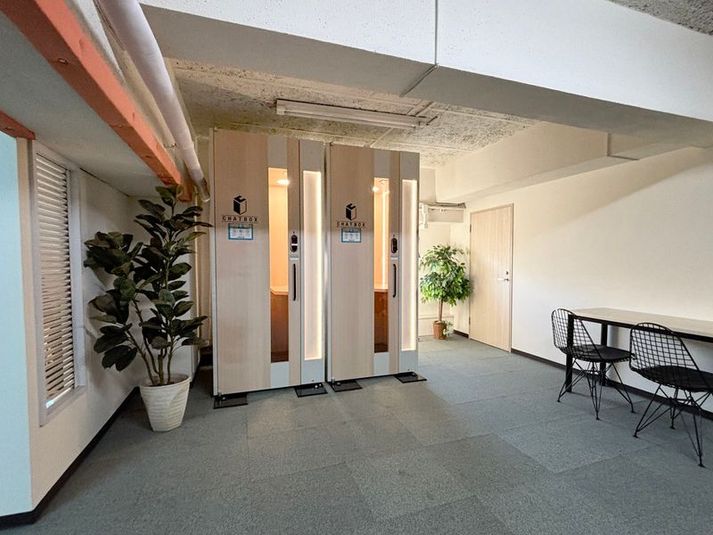 9階 No.2 - CHATBOX リストイーストビル（旧：横浜第一有楽ビル）