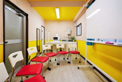 【閉鎖】カリクラシ 西田ビル３F 【閉鎖】西田ビル３０２の室内の写真