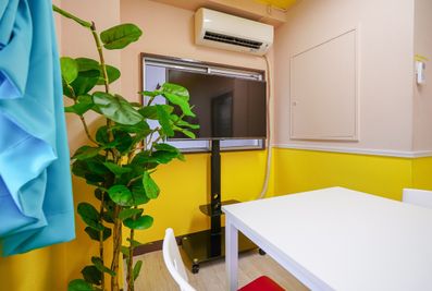 【閉鎖】カリクラシ 西田ビル３F 【閉鎖】西田ビル３０２の室内の写真