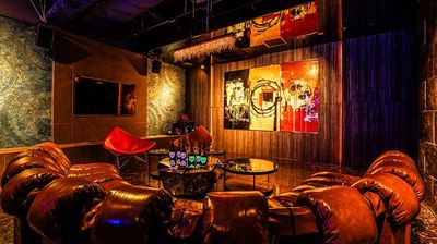 T2 SHINJUKU（ティーツーシンジュク）東京都新宿 T2 SHINJUKU 新宿の室内の写真