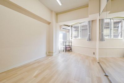 レンタルスタジオ 名古屋駅前の室内の写真