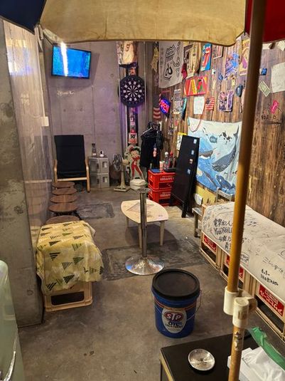 たまり場BAR BIGG - 野毛ガレリア地下1階 BARBIGG