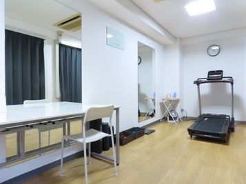 Polish代官山 パーソナルジムPolish代々木　タフスタッフなど使いやすいの室内の写真