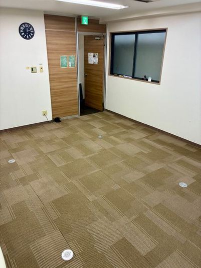 ヨガ、ストレッチ、くつろぎスペース - Tune Up ジム