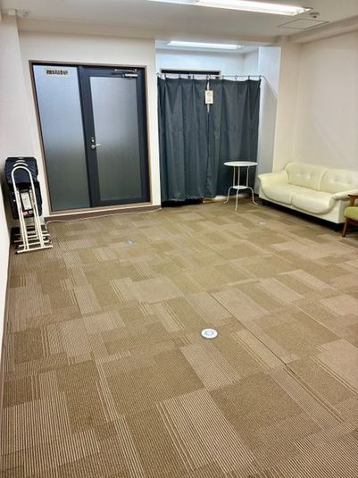 ヨガ、ストレッチ、くつろぎスペース - Tune Up ジム