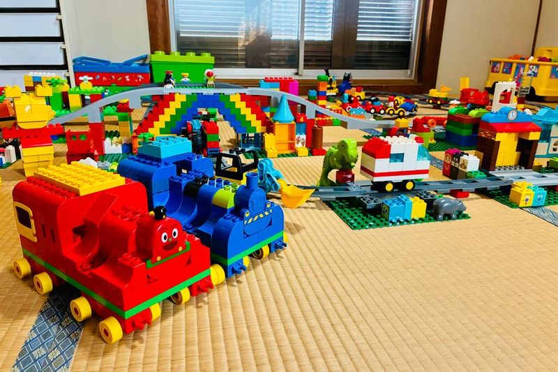 室内アスレチック×レゴデュプロで遊べるキッズスペース - かつうラボ