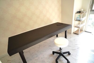 【ナポリサロン@伏見】 ナポリサロン@伏見の室内の写真