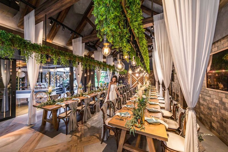 TRES TOKONAME - TRES TOKONAME