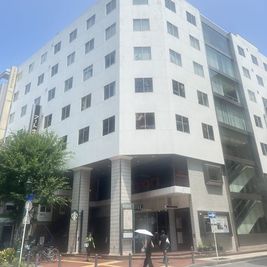 The DANCE HUB Yokohama 馬車道エリア｜42㎡多目的サブスタジオ｜プロ仕様TFリューム床の外観の写真