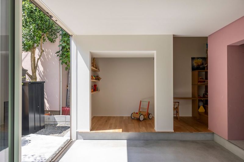 ハウススタジオ ひかりと土間の家の室内の写真