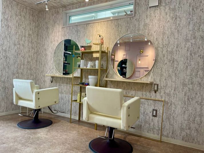 ⭐︎セット面4席⭐︎シャンプー台2台⭐︎築4年の美容室⭐︎ - field