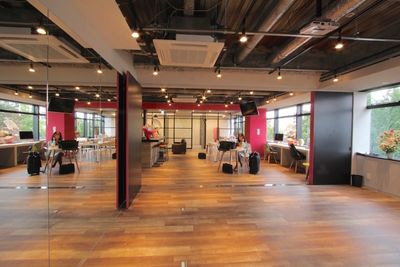 【名古屋】D→START セミナールームの室内の写真