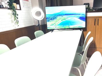 京都貸し会議室 京都駅近くの貸会議室　の室内の写真