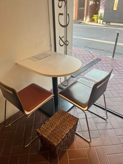 ガラス張りの多目的スペース(カフェ併設・スタッフ常駐） - 京都がーでん　