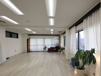 撮影にもおすすめ - レンタルスタジオ「rtam」 ヨガ/ピラティス/トレーニングスタジオの室内の写真