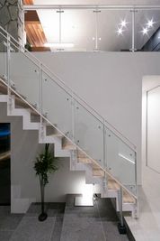 ITO HOUSE 住宅設備完備。一戸建てレンタルスタジオの入口の写真