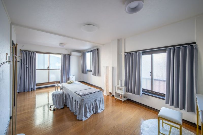 ホテルコンセプトの極上空間♬ - 施術専門店 Hi-TONE 施術専門店Hi-TONEの室内の写真