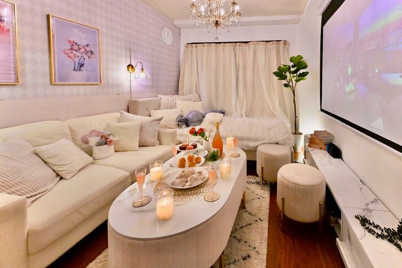 🎊12月OPEN✨100㌅プロジェクター🎬防犯カメラ無し✨ - リフレ烏丸御池✨防犯カメラ無し🌟未成年🆗