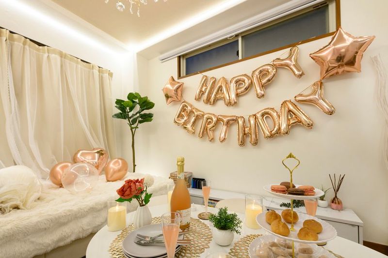 🎊12月OPEN✨100㌅プロジェクター🎬防犯カメラ無し✨ - リフレ烏丸御池✨防犯カメラ無し🌟未成年🆗