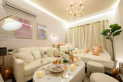 ✨大人かわいい世界観🤍推しに浸れる特別な時間💕大迫力100㌅鑑賞会🎬💓大人気ゲームSw／ボドゲ会🎮マットレス💓 - 烏丸御池すぐ✴️未成年ＯＫ☺