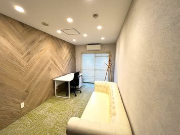 室内② - ブリッジレンタルオフィス レンタルスペース　Room4の室内の写真