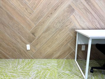 コンセント① - ブリッジレンタルオフィス レンタルスペース　Room4の設備の写真