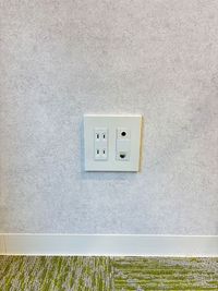 コンセント② - ブリッジレンタルオフィス レンタルスペース　Room4の設備の写真