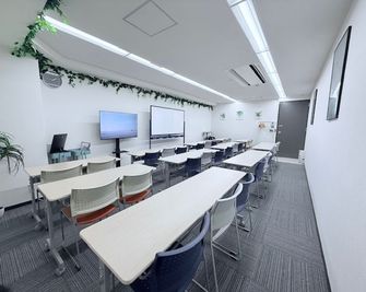 2025.11 NEWOPEN！三宮駅D2出口徒歩1分✨平日1499円～＆直近1週間は30%OFF！快適空間/最大36名 - 《VILLENT 三宮》