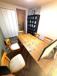 扉付きのため音を気にせずご利用できます。 - 住道会議室 貸し会議室・プライベートスペースの室内の写真