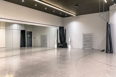 707_SpemoDANCE東新宿の室内の写真