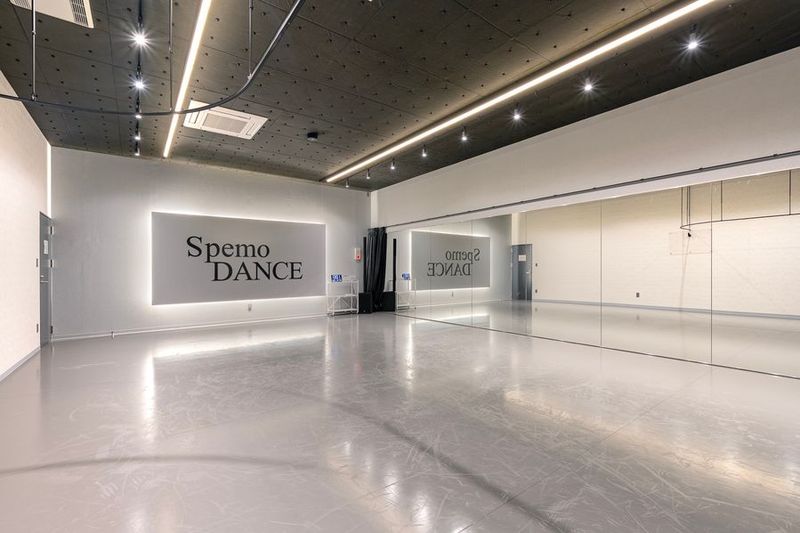 707_SpemoDANCE東新宿の室内の写真