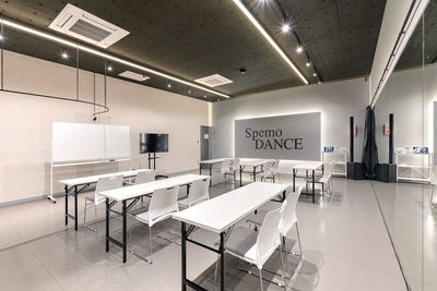 707_SpemoDANCE東新宿の室内の写真