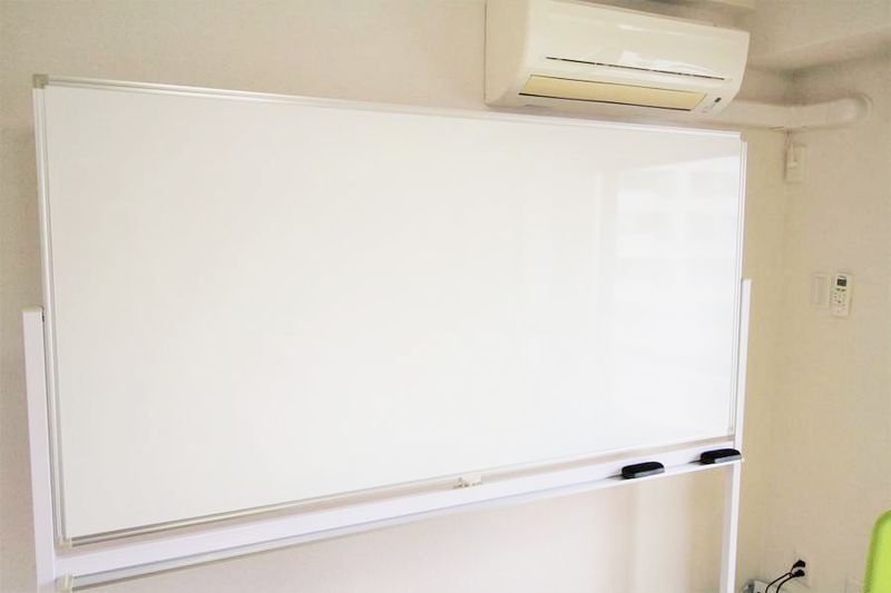 池袋駅2分/55型4Kモニター - 池袋　第一会議室