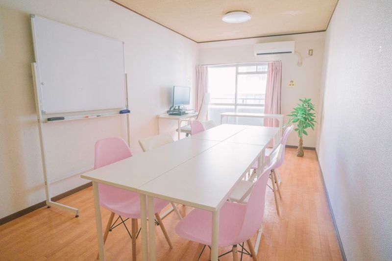 博多SAKURA会議室 2026.1月からこちら☆博多駅５分【博多SAKURA会議室】の室内の写真