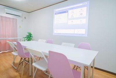 博多SAKURA会議室 2026.1月からこちら☆博多駅５分【博多SAKURA会議室】の室内の写真