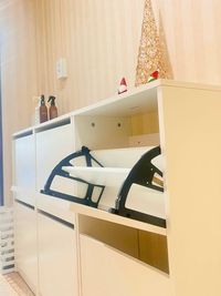 Shoes Box(シューズボックス) - The DANCE HUB Yokohama 馬車道エリア｜42㎡多目的サブスタジオ｜プロ仕様TFリューム床の設備の写真